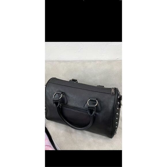 Large Skull pocket book / Studded  bag. Lots of room  super cool looking - Picture 4 of 13